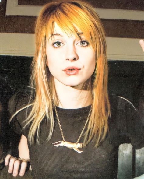 Haley Williams Hair, Paramore Riot, Haley Williams, Hayley Paramore, Paramore Hayley Williams, Patrick Stump, Bates Motel, Amy Lee, Hayley Williams