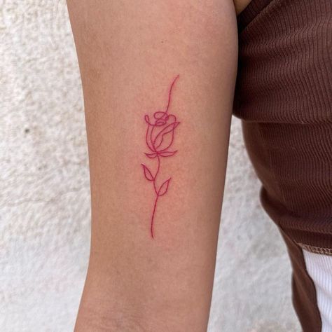 Rose Tattoo Tattoo Ideas On Hand, Rose Tattoo On Hand, Simple Rose Tattoo, Hand Ideas, Rose Tattoo On Arm, Rosa Color, Rose Tattoo Ideas, Rose Hand Tattoo, Mickey Nails