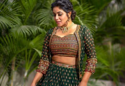 Bhogi Festival, Viranica Manchu, Dark Green Lehenga, Festive Outfits, Green Lehenga, Maggam Work Blouse Designs, Lehenga Blouse, Maggam Work, Blouse Work Designs