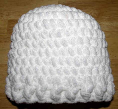 Chunky Baby Hat Free Crochet Pattern Chunky Baby Hat, Crochet Hats Free Pattern Ladies, Crocheted Gifts, Crochet Baby Hats Free Pattern, Crochet Patterns Free Women, Baby Hat Free Pattern, Crochet Caps, Chunky Crochet Hat, Chunky Yarn Crochet