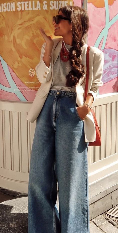 Emcee Outfit, Napa Valley Outfit Spring, Wide Leg Denim Pants Outfit, Outfits Con Jeans, Mode Casual, Casual Chic Outfit, Pantalon Large, Mode Inspo, Work Looks