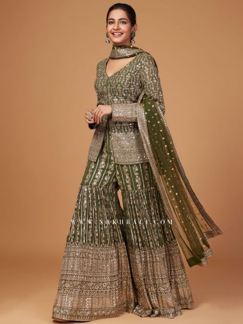 Garara Suit, Indo Western Outfits For Women, Green Sharara, Sangeet Outfit, Latest Bridal Dresses, Pakistani Wedding Outfits, Indo Western Dress, Fancy Dresses Long, Indian Dresses Traditional