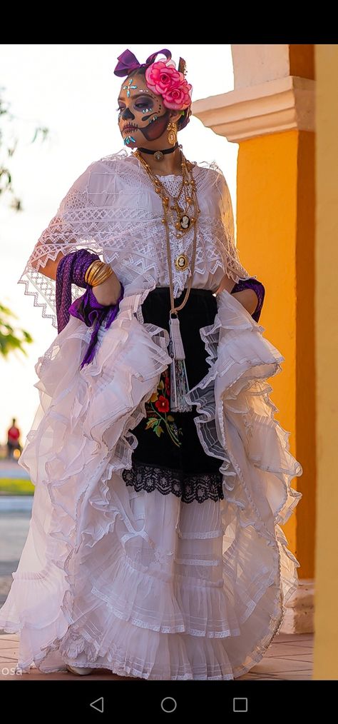 Dia De Muertos, Costume Ideas, Halo, Victorian Dress, Halloween, Quick Saves, Santos