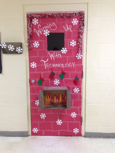 Computer Lab -- Warming up with Technology -- Christmas/Winter Door Technology Door Decorations Computer Lab, Technology Door Decorations, Computer Lab Door, Computer Lab Bulletin Board Ideas, Technology Room, Christmas Door Design, Substitute Folder, Classroom Passes, Computer Lab Decor