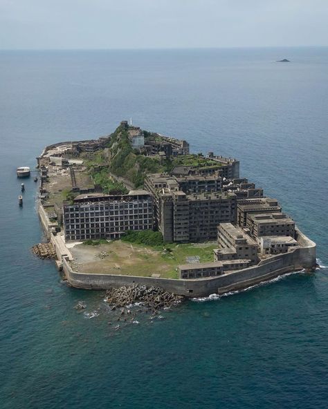 Areas Abandoned on Twitter: "Abandoned island where nature has taken over, location unknown.… " Hashima Island, Derelict Buildings, Best Scuba Diving, Egypt History, Fantasy Places, Nagasaki, City Landscape, Abandoned Buildings, Beautiful Islands