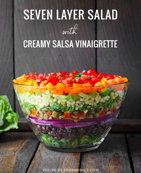 Salsa Vinaigrette, Seven Layer Salad Recipe, Layer Salad, Creamy Salsa, Seven Layer Salad, Layered Salad Recipes, Rainbow Salad, Layered Salad, Idee Pasto