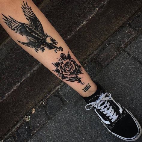 Traditional Tattoo Arm, Shin Tattoo, Traditional Tattoo Inspiration, P Tattoo, Bird And Flower, Traditional Tattoo Art, Stylist Tattoos, Tattoo Aftercare, Large Tattoos