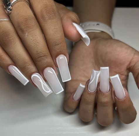 Outline Nails Design, White Long Nails, White Stiletto Nails, Square Nail Designs, Drip Nails, Nails Design With Rhinestones, White Acrylic Nails, French Acrylic Nails, Acrylic Nails Coffin Pink