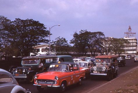 https://flic.kr/p/HcDcVs | Manila street scene. 1965. | Taft Avenue Old Manila, Pinoy Movies, Philippines Cities, Scene Ideas, Lesson Plan Examples, Sherwin Williams Paint, Philippines Fashion, Subic Bay, Filipino Art