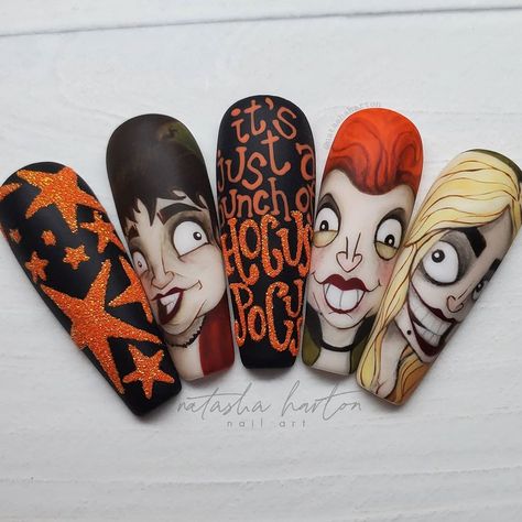 Natasha Harton Nails on Instagram: “SQUAD GOALS 🎃🖤🐈‍⬛ The Sanderson Sisters making their annual appearance 😜 - • p r o d u c t s & t o o l s • exclusively @uglyducklingnails :…” Hocus Pocus Nails, Painful Acne, Rose Nail Art, Skin Spots, Sanderson Sisters, Rose Nails, Ugly Duckling, Dark Nails, Halloween Nail Designs