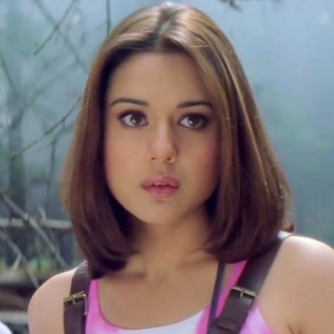 Short Hair Looks, Pretty Zinta, Iconic 2000s, Preity Zinta, Bollywood Hairstyles, Hair Tips Video, Vintage Bollywood, Girl Haircuts, Indian Hairstyles