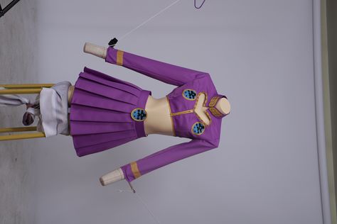 Giorno Giovanna Costume Giorno Giovanna Cosplay, Jojo Inspired Outfits, Mini Skirt Halloween Costume, Jojo Outfits, Jojo's Bizarre Adventure Cosplay, Skirt Halloween Costume, Adventure Anime, Cute Sweater Outfits, Top Cosplay