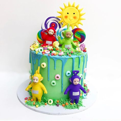 Today is my youngest sons 2nd birthday 😭 why must they grow so quickly!? He is teletubbies obsessed and taken this little cake to preschool… Tellie Tubbies, Teletubbies Birthday, Teletubbies Cake, 2nd Birthday Cake Boy, Bowling Cake, Boys First Birthday Cake, Fantasy Cake, 2 Birthday Cake, 1st Birthday Cakes