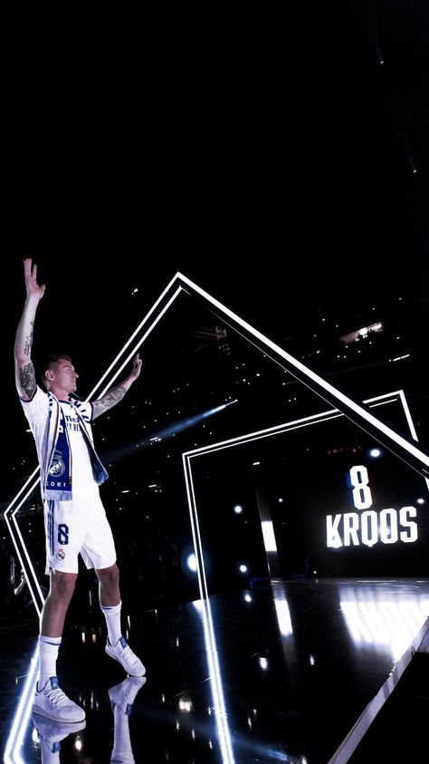 Toni Kroos Aesthetic, Toni Kroos Wallpapers 4k, Toni Kroos Wallpapers, Kroos Wallpapers, Real Madrid Photos, Toni Kroos, Real Madrid, Aesthetic Wallpapers, Avengers