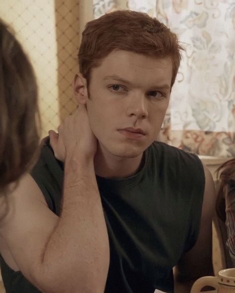 Shameless Season 6, Vampire Academy Movie, Ian Gallagher, Ian Shameless, Ian And Mickey, Mickey And Ian, Jerome Valeska, Cameron Monaghan, Ginger Men