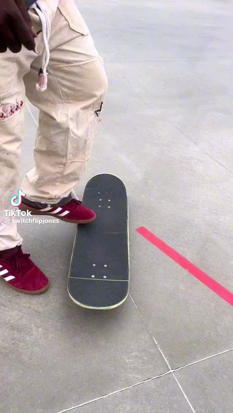 this video is not mine Skate Outfit, Skater Boi, Classic Skateboard, Skateboard Videos, Beginner Skateboard, Skate Aesthetic, Skateboarding Tricks, Skateboard Aesthetic, Skate 3