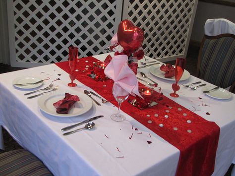 $10 Table Settings - Valentine's Day by atlanticcape, via Flickr Dinner For Two Table Setting, Birthday Dinner For Two, Romantic Dinner Tables, Romantic Dinner Setting, Romantic Dinner Decoration, Romantic Room Decoration, Romantic Table Setting, Valentine Table Decorations, Romantic Table