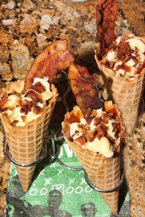 BBQ Bacon Mac and Cheese Waffle Cones Unique Food Truck Ideas, Homemade Hotdogs, Stuffed Waffle, Baseball Food, Cone Ideas, Lipsense Party, Waffle Cone Recipe, Cheese Waffles, Food Truck Menu