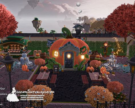 In honor of fall I went for a “fall festival” plaza vibe 😅 at least that’s what I was going for not sure if it delivers but definitely made me feel festive 🙌🏼 I wish we had different seasons in the game anyone else? This shall do for now 😅 P.S. Speed build video is in the works 🫶🏼 •⁣ •⁣ @disneydreamlightvalley #dreamlightvalley #disneydreamlightvalley #disney #ddlv #ddlvcommunity #disneyfan #dreamlightvalleyselfie #ddlvinspo #disneyfandom #ddlvdesign #gamer #disneydreamlightvalleyinspo #di... Dreamlight Valley Ideas, Disney Dreamlight Valley Ideas, Backyard Vibes, Dreamland Ideas, Festival Plaza, Valley Game, Disney Dreamlight Valley, Valley Landscape, Different Seasons