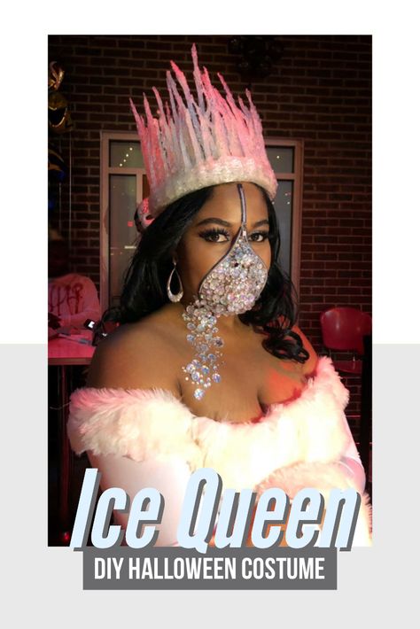 Ice Queen Costume Diy, Icy Queen Halloween, Evil Ice Queen Makeup, Ice Princess Costume, Winter Makeup Looks Ice Queen, Snow Makeup Looks Ice Queen, Scary Ice Queen Makeup, Ice Queen Makeup, Ice Queen Costume