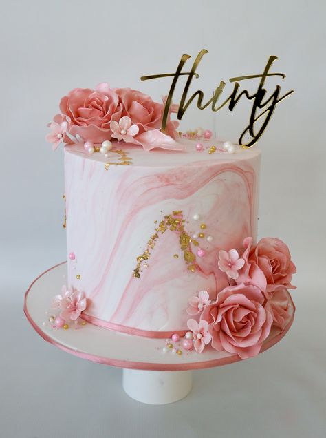 Marble Cakes Birthday, Pink Elegant Birthday Cake, 30th Birthday Cake For Women Pink, Pink And White 18th Birthday Cake, Pink Party Cake Ideas, Pink Marble Birthday Cake, Pink Marbled Cake, Cake 40th Birthday Woman, Pink And Gold Birthday Cake Sweet 16