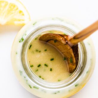 Lemon Dressing Recipe, Lemon Salad Dressing, Lemon Garlic Aioli, Lemon Salad Dressings, Lime Salad Dressing, Lime Salad, Lemon Salad, Salad Dressing Recipe, Pantry Ingredients