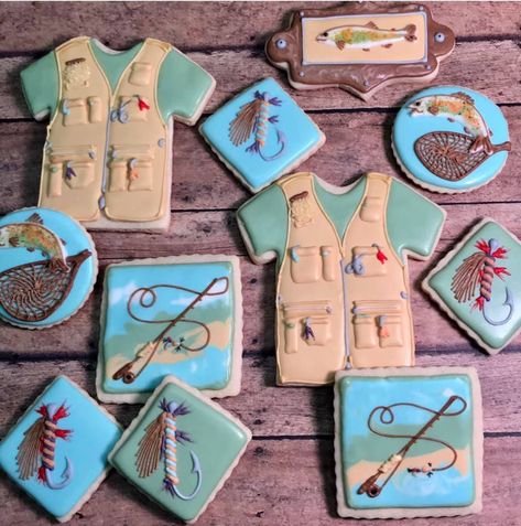 Fly Fishing Cookies Decorated, Fishing Cookies Royal Icing, Fly Fishing Cookies, Fly Fishing Cake, Trout Cookies, Fly Fishing Wedding, Fishing Cookies, Tyler Birthday, Fishing Cakes