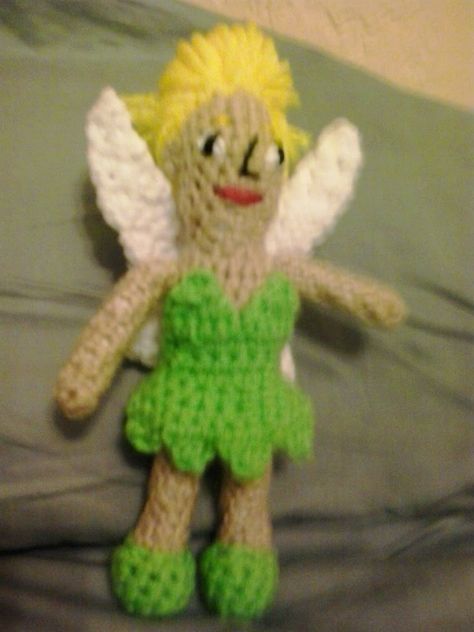 Crochet Fanatic: LITTLE TINKERBELL Peter Pan Crochet, Tinkerbell Characters, Tinkerbell Movies, Place Dress, Disney S, Worsted Weight Yarn, Tapestry Needle, Spring Green, Worsted Weight