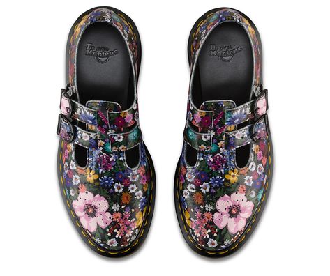 Dr Martin Shoes, Doc Martens Mary Janes Outfit, Dr Martens Shoes Women, Doc Martens Mary Janes, Dr Martens Mary Jane, Boot Art, Dr Martens Store, Martin Shoes, Mary Jane Shoes Flat