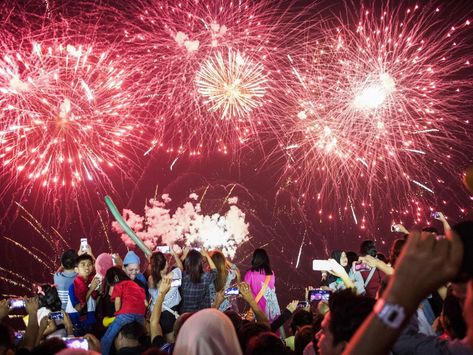 13 quirky Filipino New Year traditions | Community – Gulf News Nye Traditions, Chinese New Year Traditions, New Years Eve Traditions, Easy Homemade Christmas Gifts, New Years Dinner, New Years Traditions, Party Tickets, New Year Fireworks, Philippine News