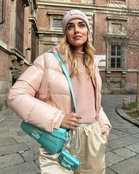 Chiara Ferragni ✨ on Instagram: “Winter days in the city 💖 Wearing this iconic @fendi baguette in Tiffany blue from the 25th anniversary collection #adv #FendiBaguette” Fendi Baguette, Winter Days, Tiffany Blue, 25th Anniversary, Winter Day, Kendall Jenner, Plum, The City, Fendi