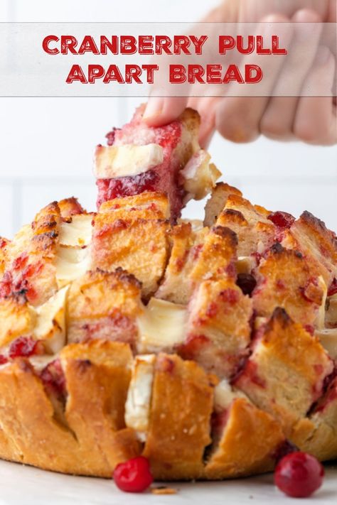 Gooey cheese and bread are always a good idea, but spoon in cranberry sauce and you instantly have a festive, fall appetizer on your hands. This Cranberry Pull-Apart Bread is guaranteed to be the hit of the party.  via @cmpollak1 Cranberry Pull Apart Bread, Cheese Pull Apart Bread, Cheese Pull Apart, Fall Appetizer, Cheese And Bread, Cheese Pull, Dessert Waffles, Holiday Appetizers Easy, Fall Appetizers