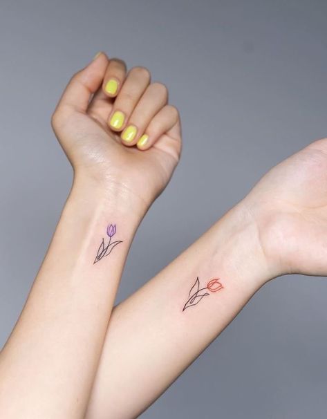 Mini Tattoos Tulip, Mother Daughter Tulip Tattoo, Colorful Tulip Tattoo, Colored Tulip Tattoo, Matching Tulip Tattoo, Mini Tulip Tattoo, Tulip Small Tattoo, Tulip Tatoos Ideas, Tulip And Butterfly Tattoo