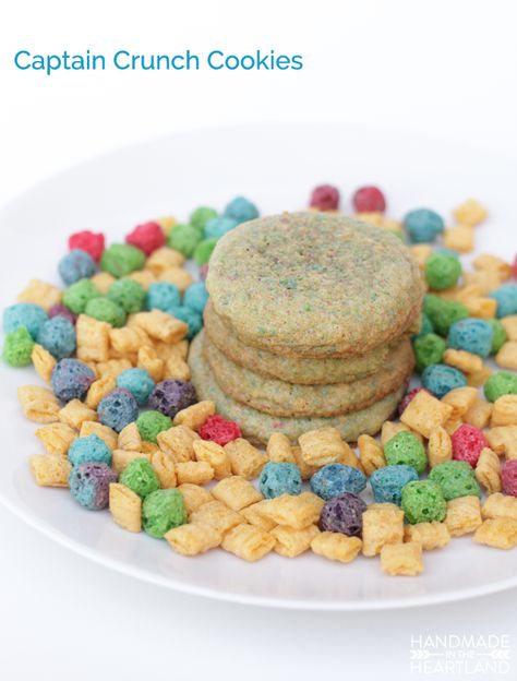 Cap'n Crunch Cookies Recipe #QuakerTime Cap'n Crunch Recipes, Captain Crunch Recipes, Cereal Cookies Recipes, Captain Crunch Dessert, Captain Crunch Cookies, Copycat Star Crunch Cookies, Diy Captain Crunch Cereal, Captn Crunch Treats, Berry Cookies