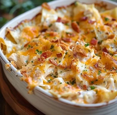 Crack Chicken Pierogi Casserole – Naomi's Recipes Chicken Pierogi Casserole, Perogi Casserole, Pierogies Recipes, Cheesey Chicken, Pierogi Casserole, Pierogi Recipe, Sauce Chicken, Ranch Dressing Mix, Cooking For A Crowd