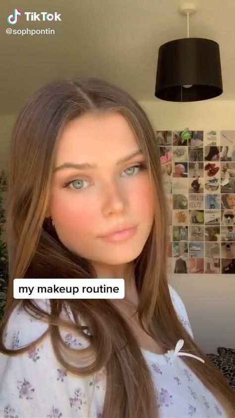 Eyeliner Tutorial Simple, Natural Makeup Eyeliner, Makeup Eyeliner Tutorial, Makeup Inspo Natural, Model Makeup Tutorial, Face Makeup Tutorial Video, Long Lashes Mascara, Mascara Eyes, Tips Tiktok