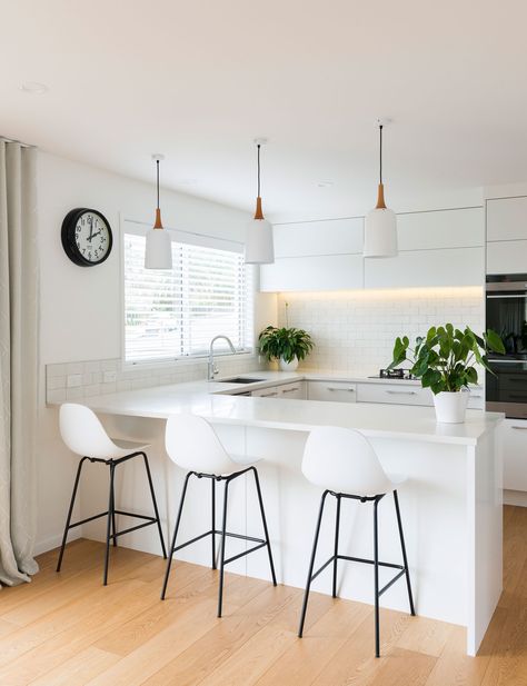 Makeover Kitchen, Modern Kitchen Design Grey, Modern Kitchen Design Black, Kabinet Dapur, Modern Kitchen Design Luxury 2020, Kitchen Design Modern White, Modern Kitchen Design Open Concept, White Modern Kitchen, Luxury Kitchen Design