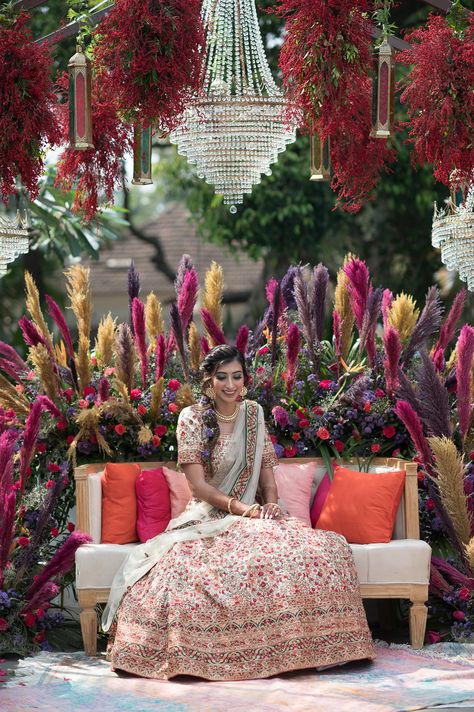 A boho themed mehendi with morroccan lanterns, with a pop of vibrant reds and pinks🌷 Pastel Mehendi Decor, Pastel Mehendi, Lobby Inspiration, Mehndi Stage, 2025 Design, Happy 75th Birthday, Haldi Decor, Mehendi Decor, Unique Mehndi