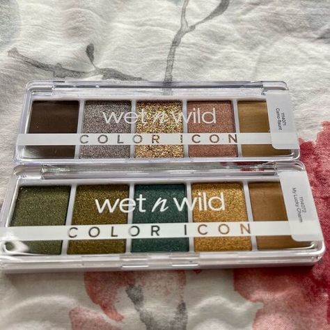 NWT wet n wild Color Icon Eyeshadow Makeup 5 Pan Palette Long Wearing Wet N Wild Eyeshadow, Alice In Wonderland Makeup, Wet N Wild Makeup, Cotton Candy Clouds, Wet And Wild, Gold Eyeshadow, Wearing Color, Lip Gloss Set, Body Glitter