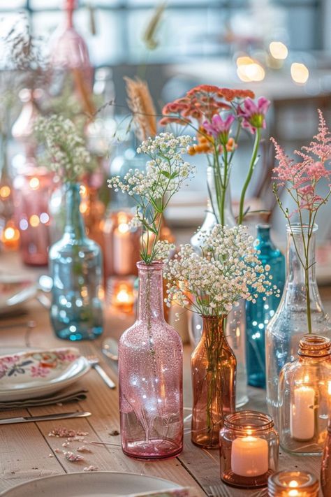 Wedding Table Jars, Party Room Wedding, Simple Wedding Arrangements, Simple Engagement Party Centerpieces, Cute Table Centerpieces, Wedding Jars Centerpieces, Mrs And Mrs Wedding Ideas, Diy Wedding Table Settings, Diy Table Settings Wedding