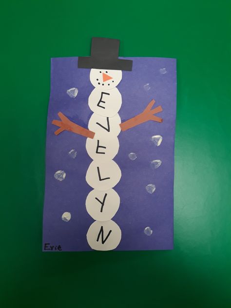 Infant Activities Daycare, Snowman Name, Snowman Crafts Preschool, Baby Footprint Crafts, Kwanzaa Crafts, Winter Crafts For Toddlers, Snow Crafts, Preschool Christmas Activities, Snowmen Activities