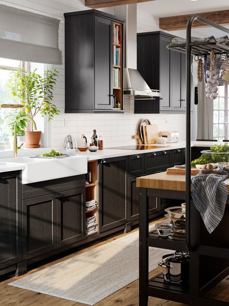 Create a kitchen with a classic look - IKEA CA Ikea Black Kitchen, Butlers Bar, Black Ikea Kitchen, Affordable Kitchen Cabinets, Ikea Kitchen Planner, Carousel Birthday, Cheap Kitchen Cabinets, Ikea Kitchen Design, Retirement House