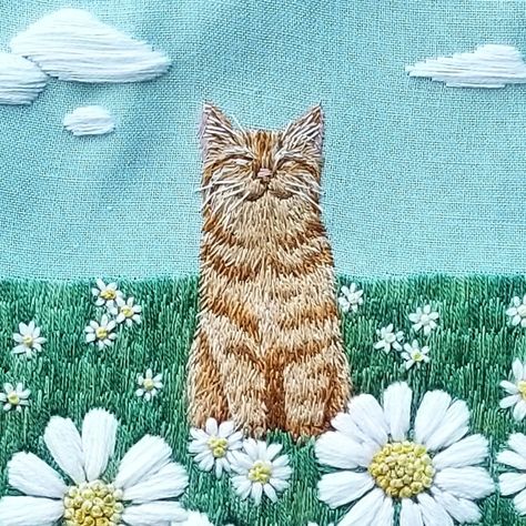 8 Purrrfect Ways to Stitch Your Feline Friends Hand Stitching Patterns, Tabby Kitten Orange, Long And Short Stitch, Hand Sewing Projects, Cat Embroidery, Diy Embroidery Kit, Tabby Kitten, Fabric Stamping, Diy Gifts For Friends