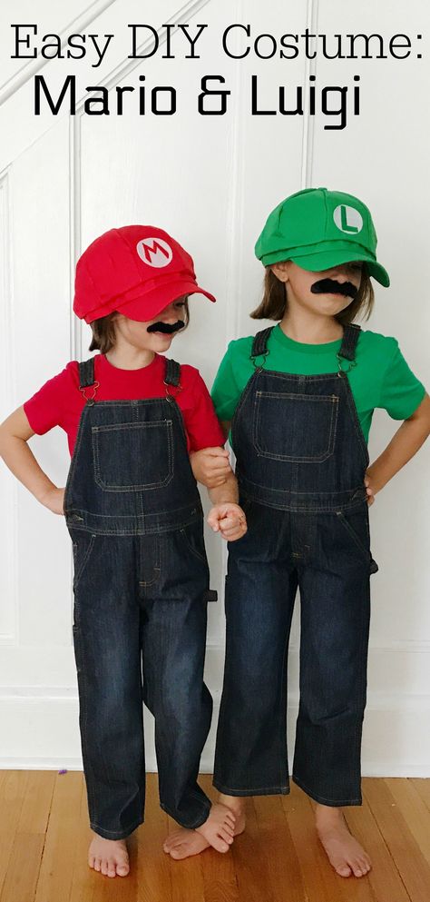 Easy DIY Kids Halloween Costumes: Mario and Luigi || The Chirping Moms #marioandluigi Halloween Costumes Mario And Luigi, Easy Diy Kids Halloween Costumes, Halloween Costumes Mario, Diy Kids Halloween Costumes, Mario Costume Diy, Easy Kids Costumes, Easy Diy Kids, Diy Costumes Kids Boys, Mario Und Luigi