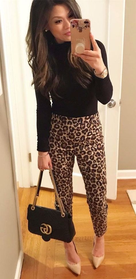 299570476c6f0309545110c592b6a63bdesc43406570ri Leopard Pants Outfit, Leopard Print Pants Outfit, Blue Denim Jeans Outfit, Kibbe Gamine, Printed Pants Outfits, Outfit Verano, Denim Jeans Outfit, Leopard Print Outfits, Leopard Outfits