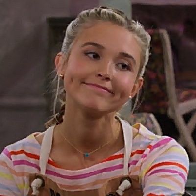 Katie From Alexa And Katie, Katie Cooper, Alexa And Katie, Alexa & Katie, Tv Show Outfits, Girl Meets World, Beach Hair, Just Girly Things, Hair Hacks