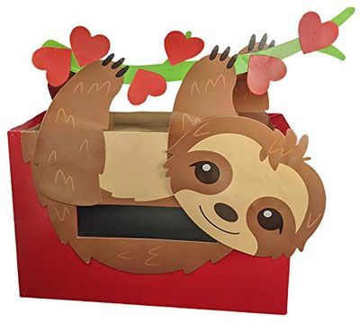 Decorating Mailbox Kits| Valentine Box Ideas | Where to buy Valentine's Boxes | Cheap Valentine Boxes | MomJunky.com Robot Card, Girls Valentines Boxes, Diy Valentines Box, Valentine Boxes For School, Kids Valentine Boxes, Valentines Day Cards Diy, Valentine Card Box, Valentine Mailbox, Mailbox Decor