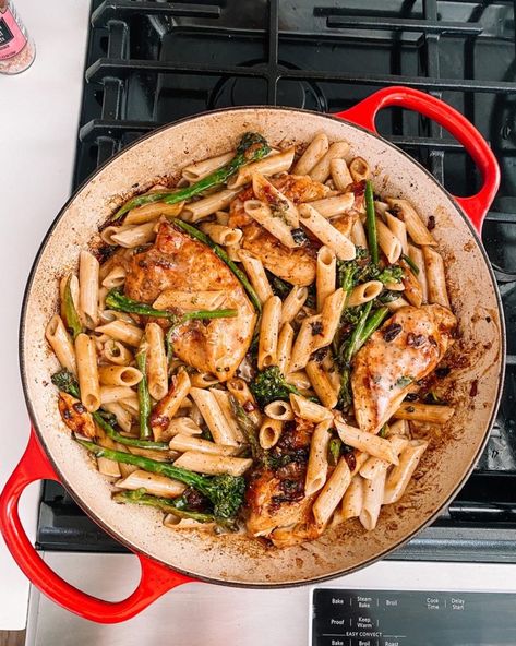 5 Cold Weather Recipes to Try This Season Rachel Good Eats, Creamy Chicken Alfredo, Get Your Life In Order, Spend Less Money, Cold Weather Food, Primal Kitchen, Magical Things, Chicken Alfredo, Creamy Chicken