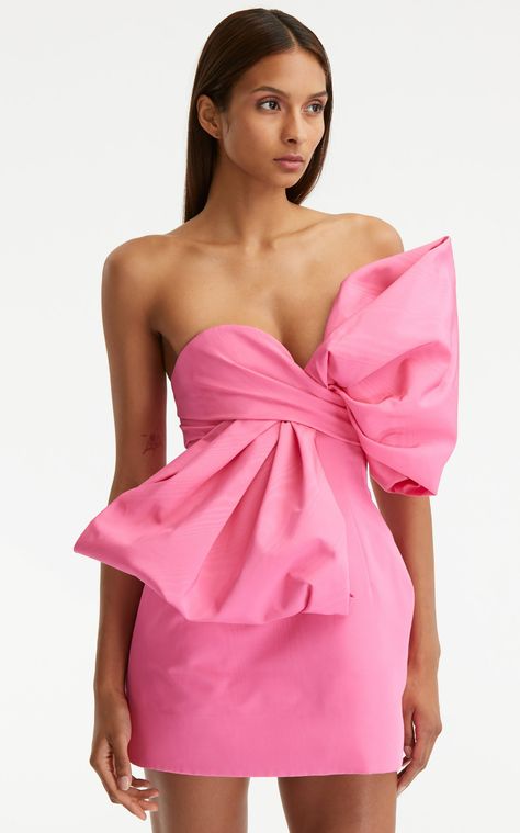 Sweetheart Neck Drape Bodice Moire Faille Drs By Oscar De La Renta | Moda Operandi Fashion Unique, Romantic Dress, Glam Dresses, Hoco Dresses, Luxury Clothing, Dress With Bow, Luxury Outfits, Moda Operandi, Wedding Guest Dress