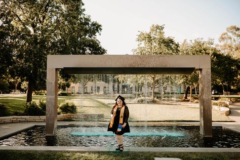 Graduation photoshoot at UC Davis. Rocio Rivera Photography Uc Davis Graduation Photos, Graduation Pic Ideas, Graduation Pic, Uc Davis, Graduation Photoshoot, Grad Photos, Graduation Photos, Pic Ideas, Senior Portraits